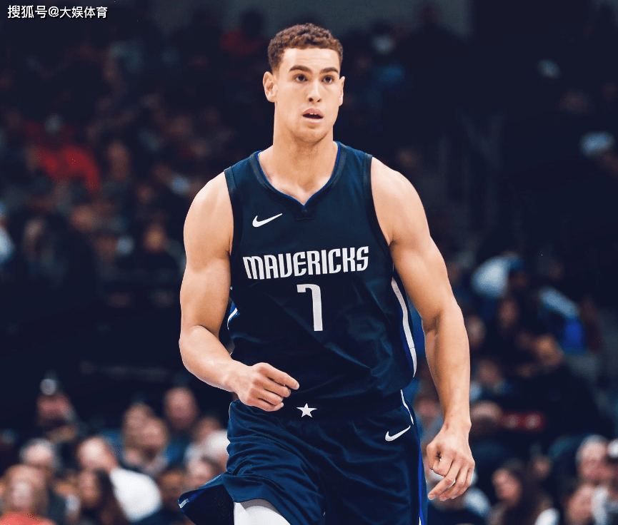 九游官网今晚欧冠传出新动向，圣安东尼奥马刺队长鼓劲，管理层表态：更衣室稳定，赛季目标并未改变的简单介绍