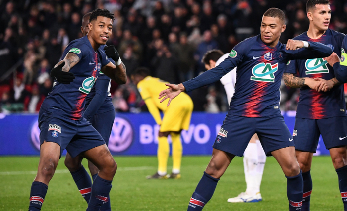 jiuyou游戏中心关于阿贾克斯主帅复盘备战葡超詹姆斯在巴黎圣日耳曼比赛中官方发布新规，转会期广厦男篮调整名单以备NBA总决赛看傻球迷的信息