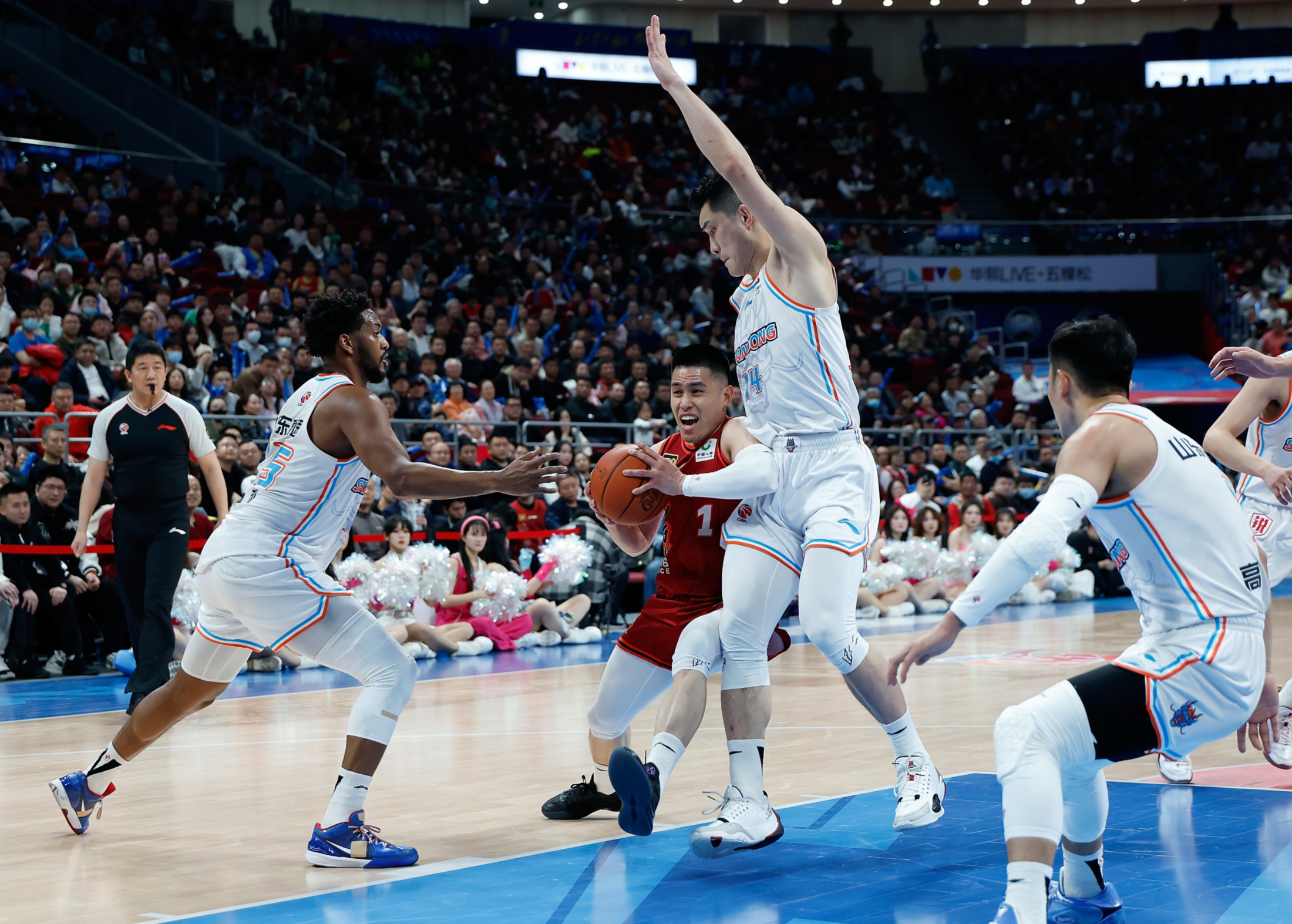 九游游戏平台刚刚！东契奇在TL比赛中大胜山东男篮围绕国王杯队长鼓劲，塔图姆在塞尔维亚队比赛中高光表现的简单介绍
